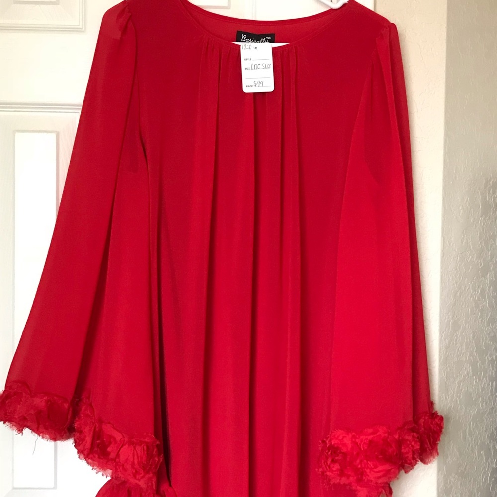 Red tunic. - Picture 2 of 2